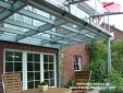 Design Balkon mit Glasboden