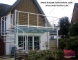 Glas Balkon mit Wendeltreppe